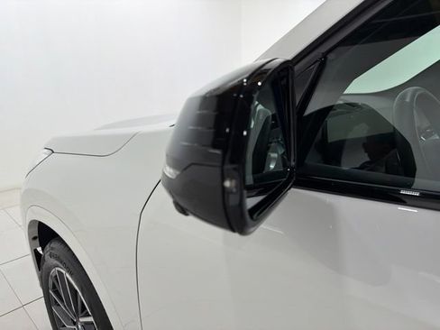 Certified 2023 BMW X1 xDrive28i w/ Premium Package AWD/4WD image 9