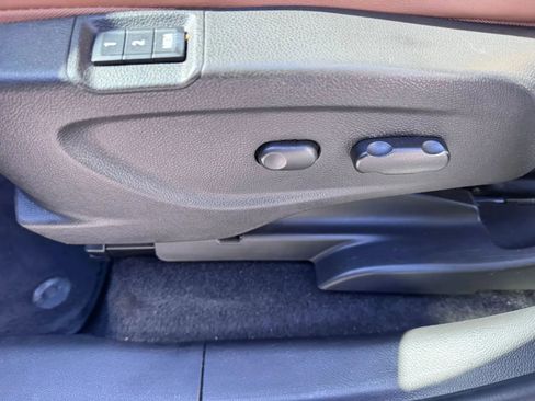 Used 2017 Buick Encore Essence FWD image 22