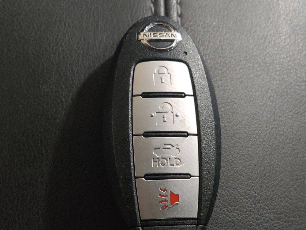 Used 2023 Nissan Sentra SV FWD image 32