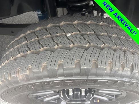 Used 2021 Ford F350 Lariat image 4