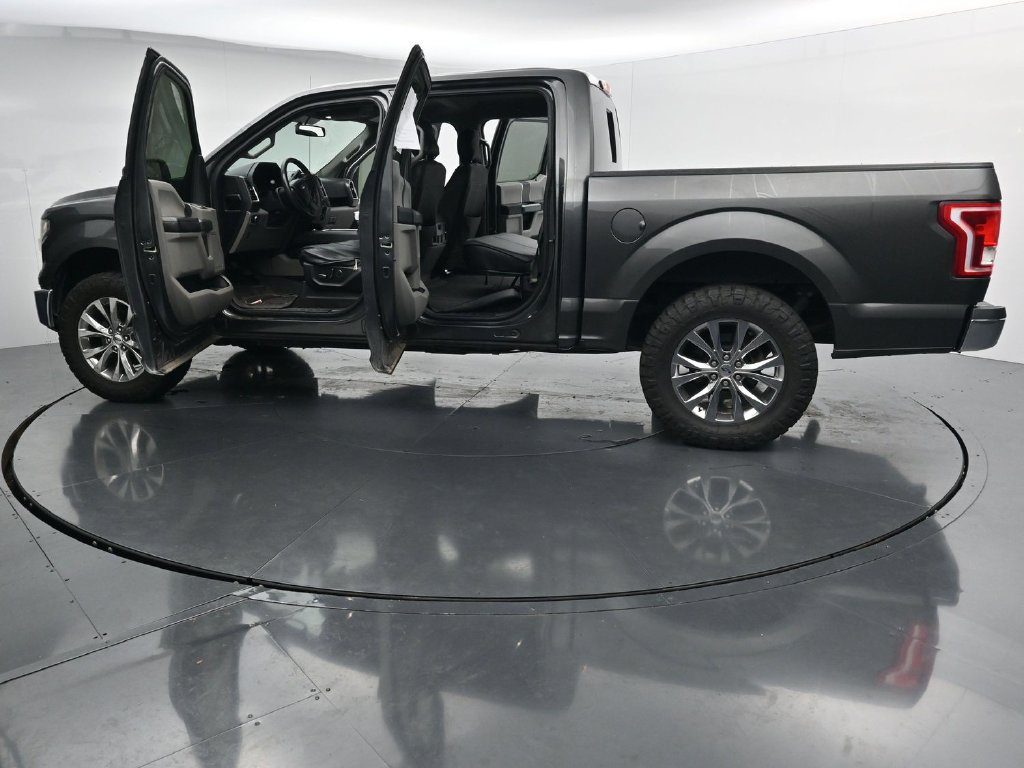 Used 2017 Ford F150 XLT w/ Equipment Group 302A Luxury RWD image 28