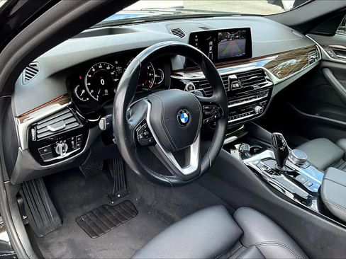 Used 2018 BMW 530i image 16
