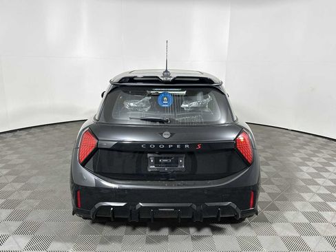 New 2026 MINI Cooper S image 2