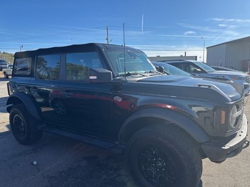 Used 2022 Ford Bronco Wildtrak image 7