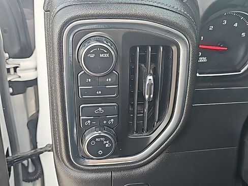 Used 2020 Chevrolet Silverado 2500 LT w/ Z71 Off-Road Package image 15