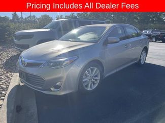 Used 2013 Toyota Avalon XLE FWD video 1