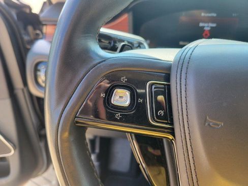 Used 2023 Lincoln Aviator Reserve image 20