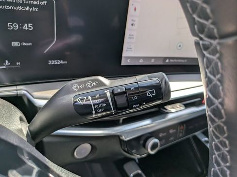 Certified 2025 Kia Sorento SX FWD image 35