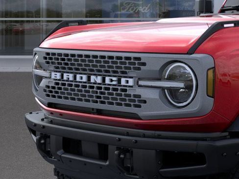 New 2025 Ford Bronco Badlands image 19