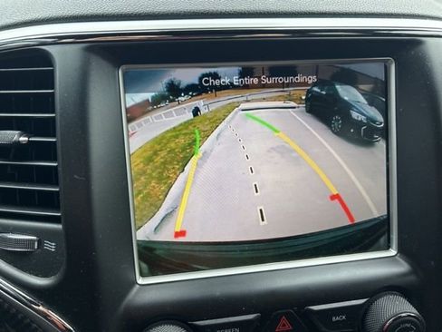 Used 2015 Jeep Grand Cherokee SRT w/ Trailer Tow Group IV image 18