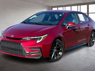 Used 2024 Toyota Corolla SE video 3