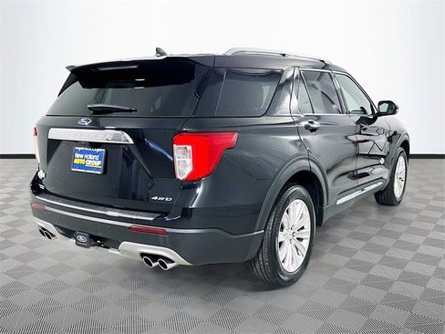 Certified 2022 Ford Explorer King Ranch w/ Premium Technology Package image 14