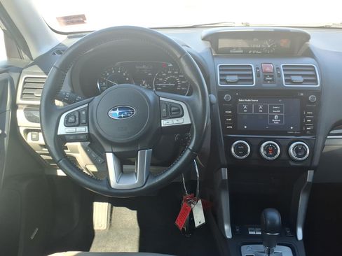 Used 2018 Subaru Forester 2.5i Limited AWD/4WD image 9