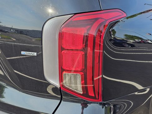 Used 2023 Hyundai Palisade Calligraphy w/ Cargo Package AWD/4WD image 10