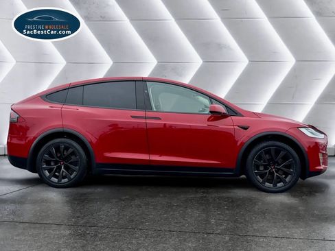 Used 2017 Tesla Model X 75D image 7