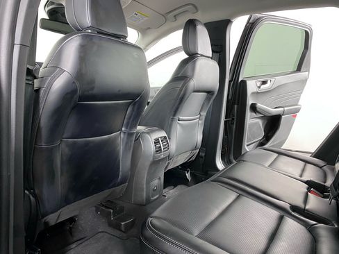 Used 2025 Ford Escape Platinum AWD/4WD image 18