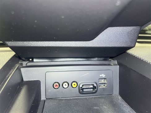 Used 2015 Ford F350 Lariat image 20