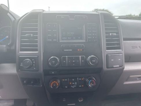 Used 2017 Ford F250 XL w/ STX Appearance Package AWD/4WD image 10