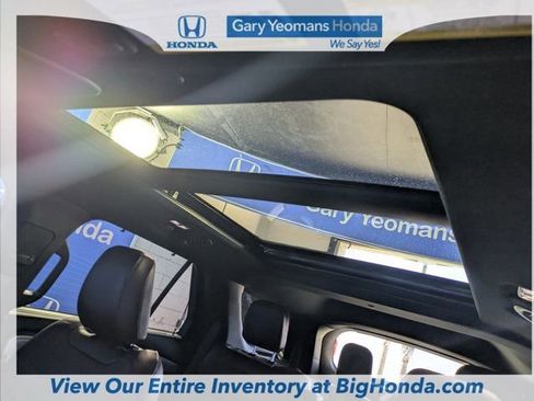 Used 2022 Ford Explorer Platinum w/ Technology Package image 22