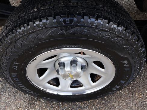 Used 2014 Chevrolet Silverado 1500 W/T w/ Trailering Package RWD image 11