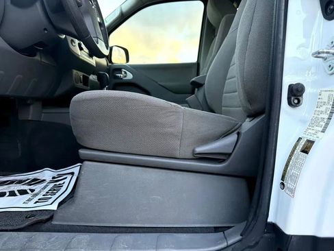 Used 2021 Nissan Frontier S RWD image 21