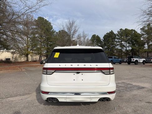 Used 2022 Lincoln Aviator Black Label w/ Dynamic Handling Package image 6