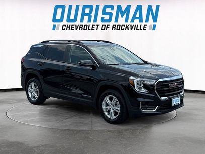 Used 2024 GMC Terrain SLE w/ Driver Convenience Package