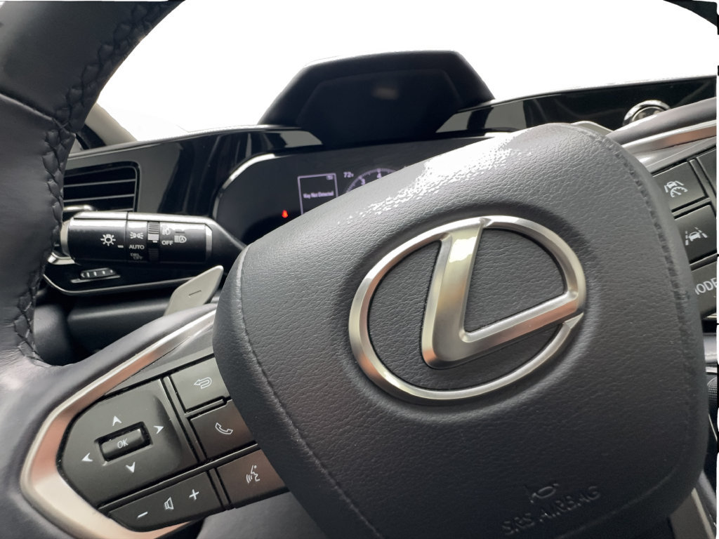 Used 2025 Lexus NX 250 FWD w/ Cold Area Package image 39