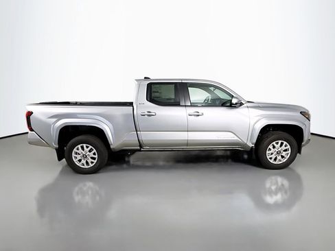 New 2026 Toyota Tacoma SR5 AWD/4WD image 9