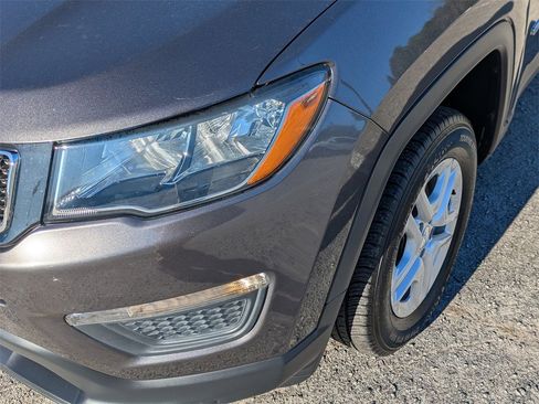 Used 2021 Jeep Compass Sport image 8