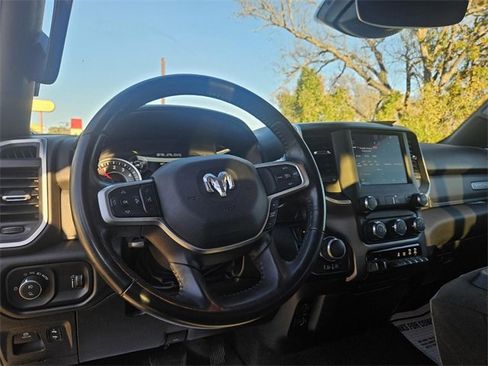 Used 2022 RAM 1500 Big Horn image 15