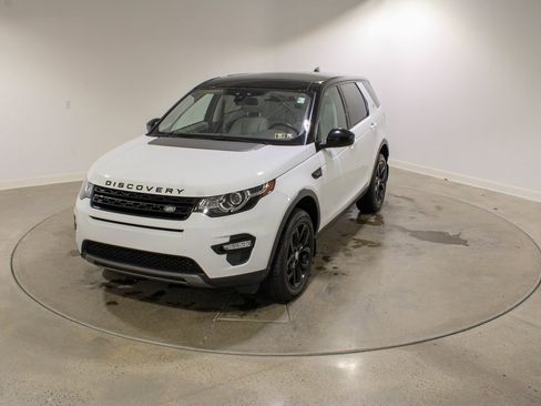 Used 2018 Land Rover Discovery Sport HSE image 1