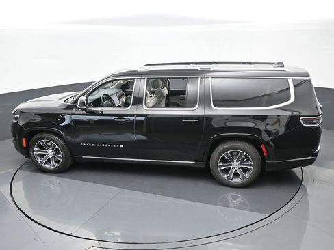 Used 2024 Jeep Grand Wagoneer L 4WD image 52