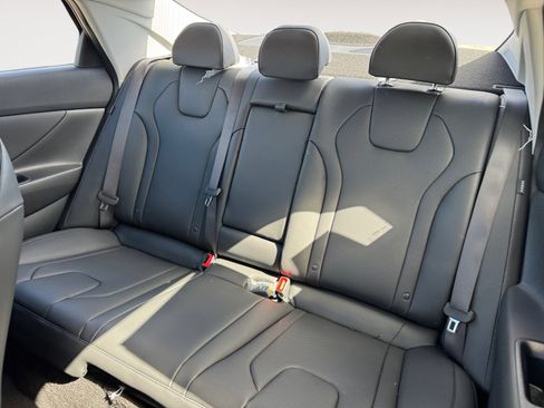 New 2026 Hyundai Elantra Limited FWD image 13