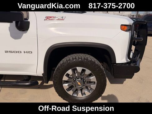 Used 2024 Chevrolet Silverado 2500 Custom w/ Custom Value Package image 11