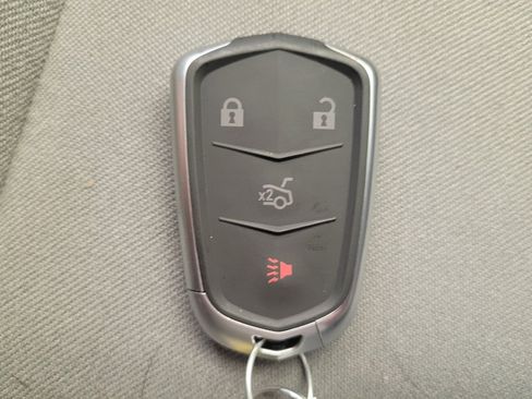 Used 2020 Chevrolet Equinox LS FWD image 32