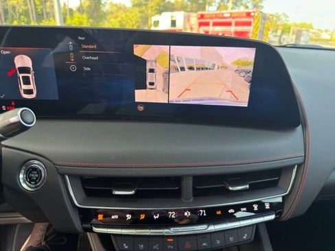 Used 2025 Cadillac CT5 Sport image 18