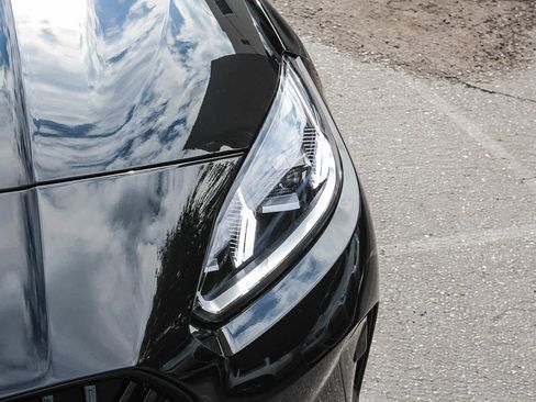 Used 2025 BMW 228i xDrive w/ M Sport Package image 10