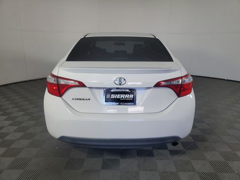 Used 2015 Toyota Corolla LE image 5