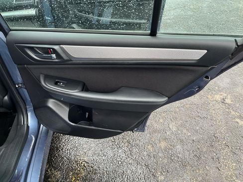 Used 2015 Subaru Legacy 2.5i Premium w/ Moonroof Package image 31