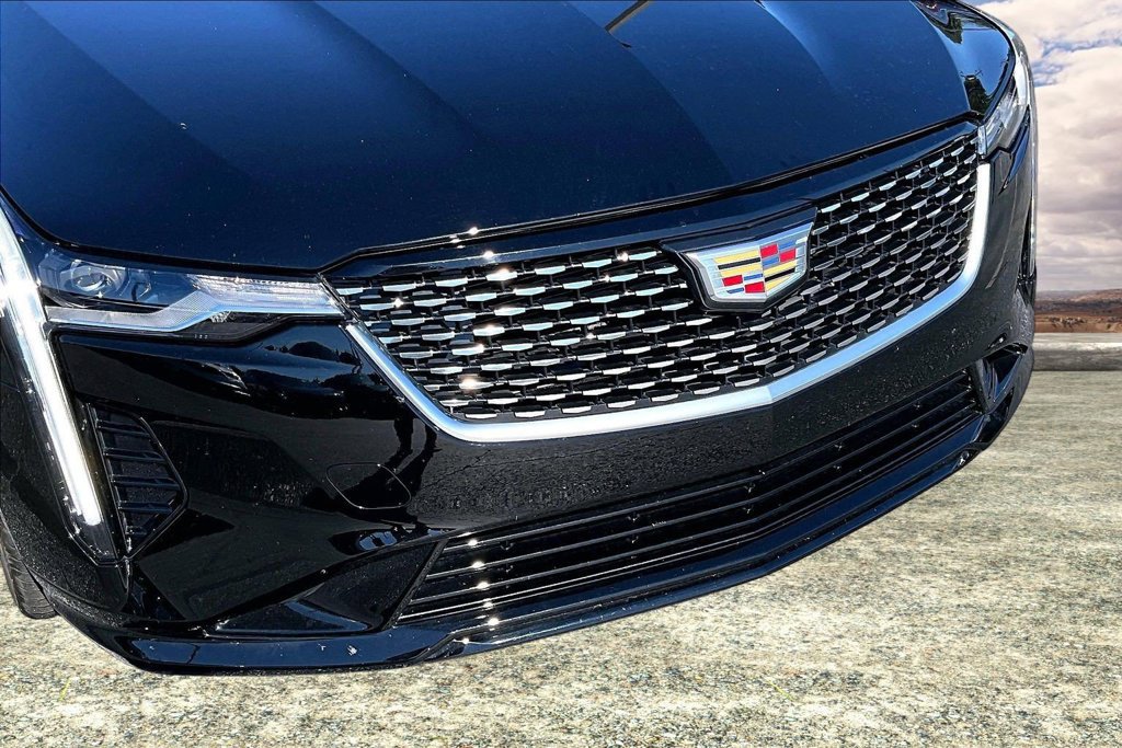 Certified 2024 Cadillac CT4 Luxury w/ Sun And Sound Package RWD image 33