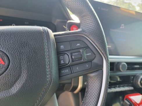 Used 2024 Toyota Tacoma TRD Sport w/ TRD Sport Premium Package AWD/4WD image 10