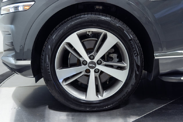 Used 2021 Genesis GV80 2.5T w/ Prestige Package 05 RWD image 28
