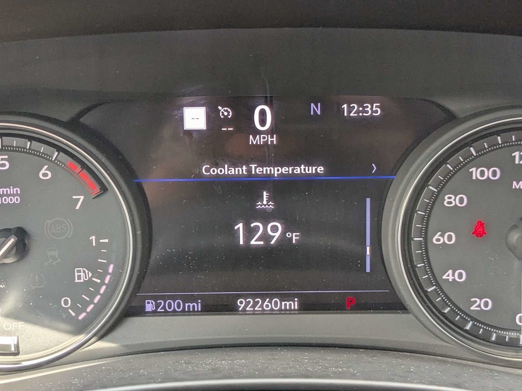 Used 2020 Cadillac XT4 Premium Luxury FWD image 26