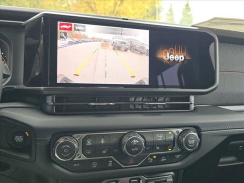 New 2026 Jeep Gladiator Rubicon image 12