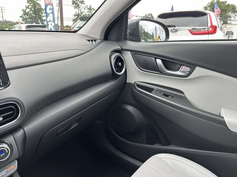 Used 2023 Hyundai Kona SEL w/ Convenience Package AWD/4WD image 29