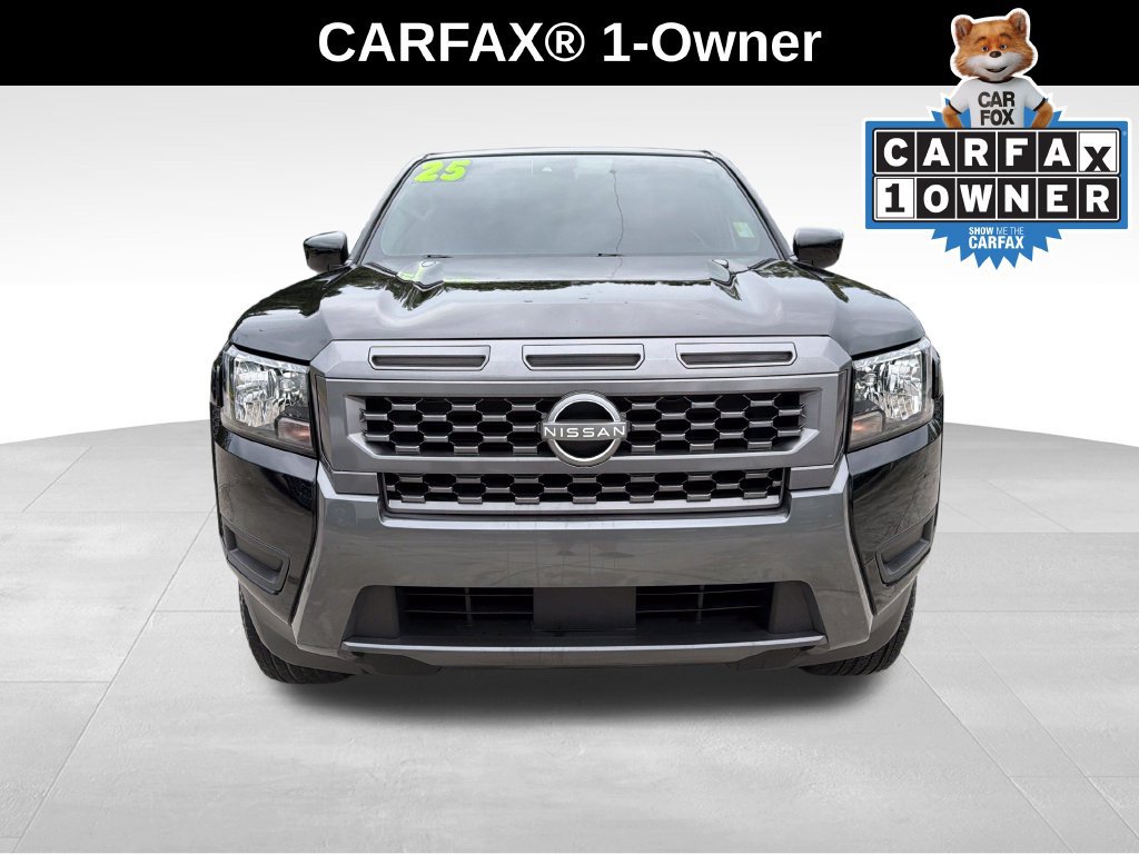 Used 2025 Nissan Frontier SV RWD image 2