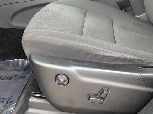 Used 2018 Jeep Grand Cherokee Laredo image 7