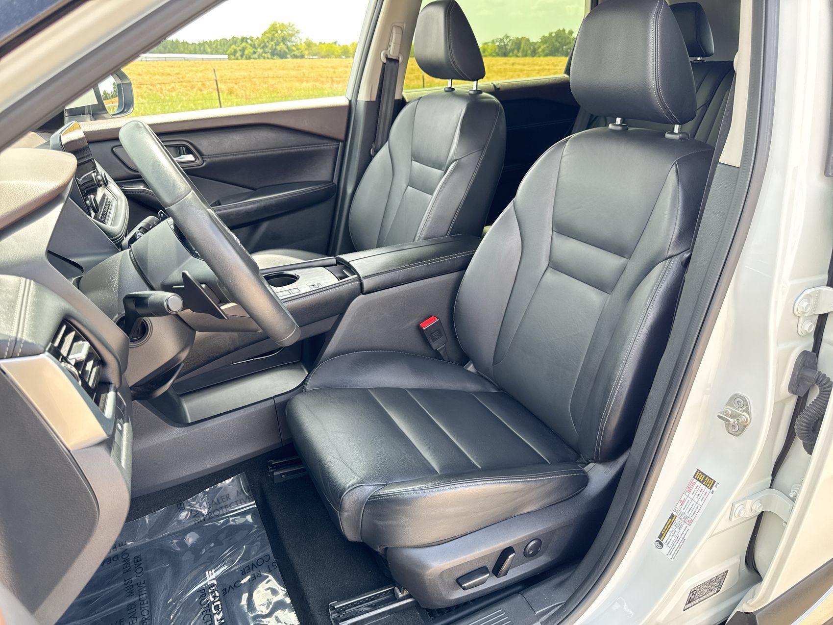Used 2023 Nissan Rogue SL w/ SL Premium Package FWD image 11