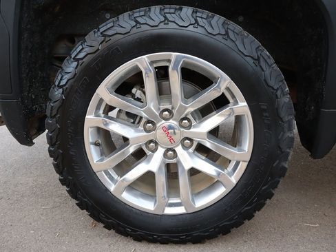 Used 2019 GMC Sierra 1500 SLT w/ SLT Premium Package image 45